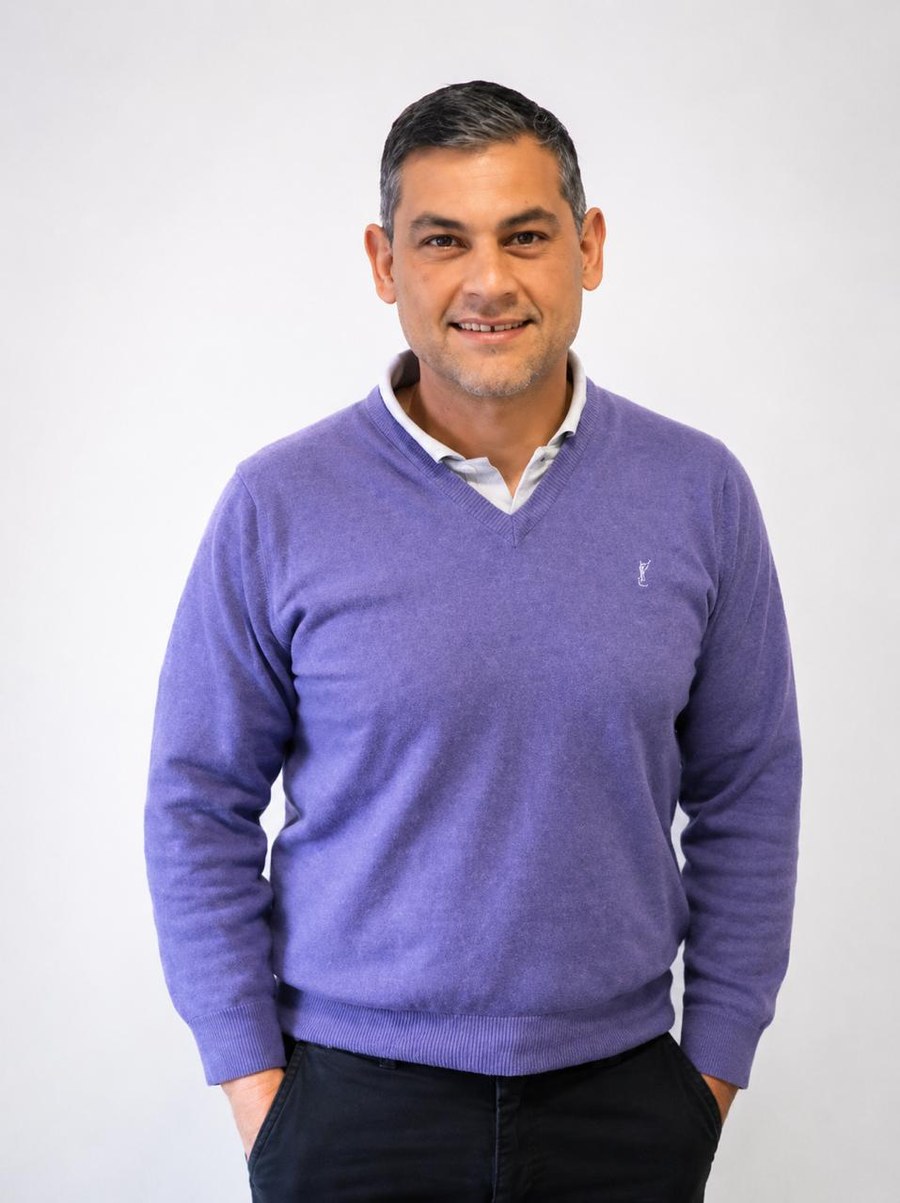 Lic. Marcelo Castro — Kinesiólogo, Quiropráctico y Posturólogo, especialista en columna y postura en Bahía Blanca